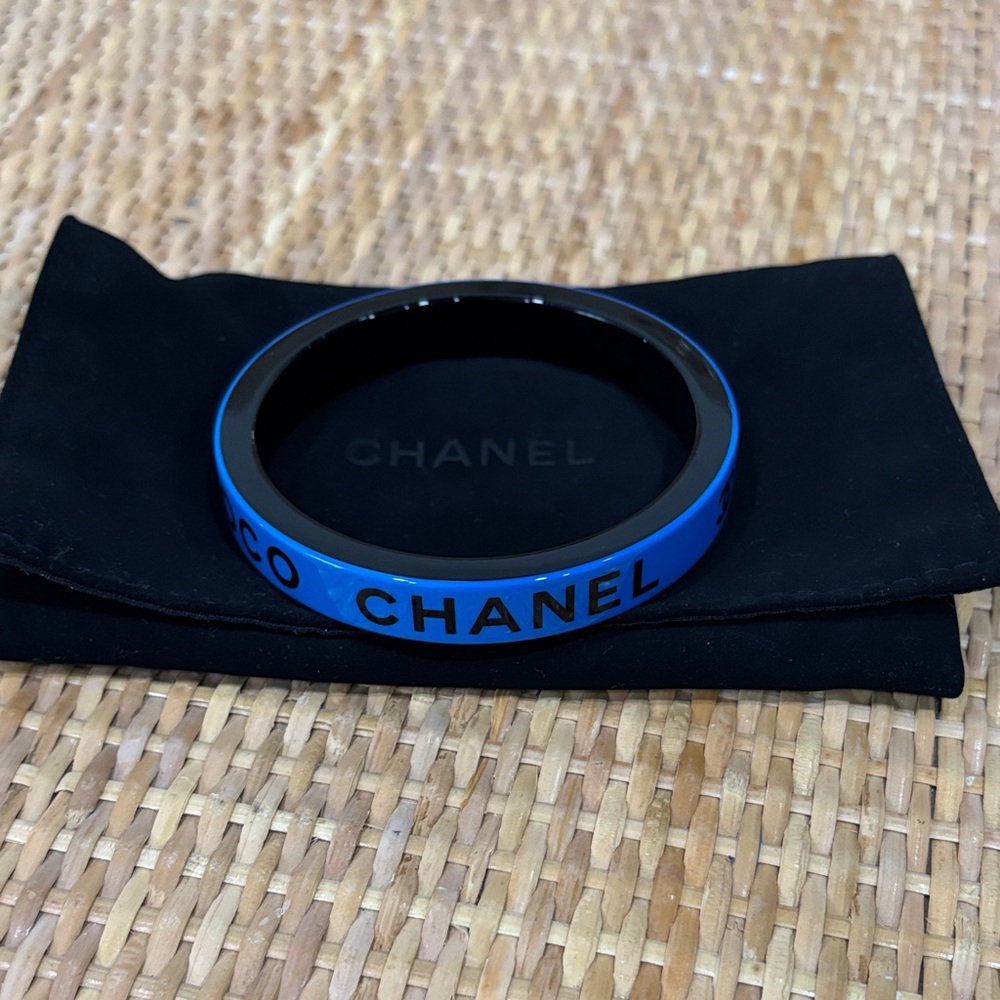 CHANEL Black and Blue Logo Bangle